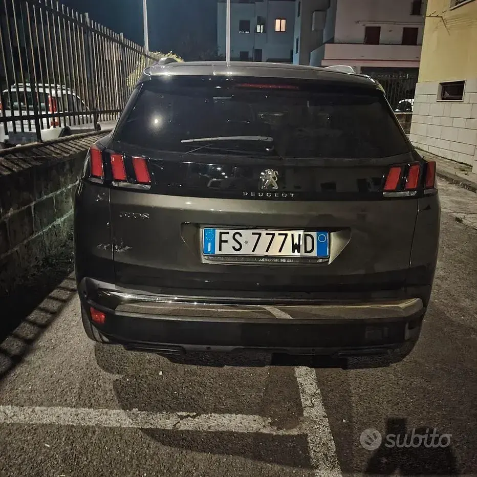 Usata Peugeot 3008 131 CV (96 kW) 2019 SUV