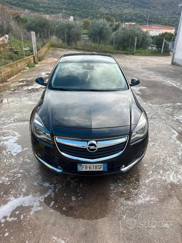 Usata Opel Insignia 194 CV (142 kW) 2015 Nero Berlina