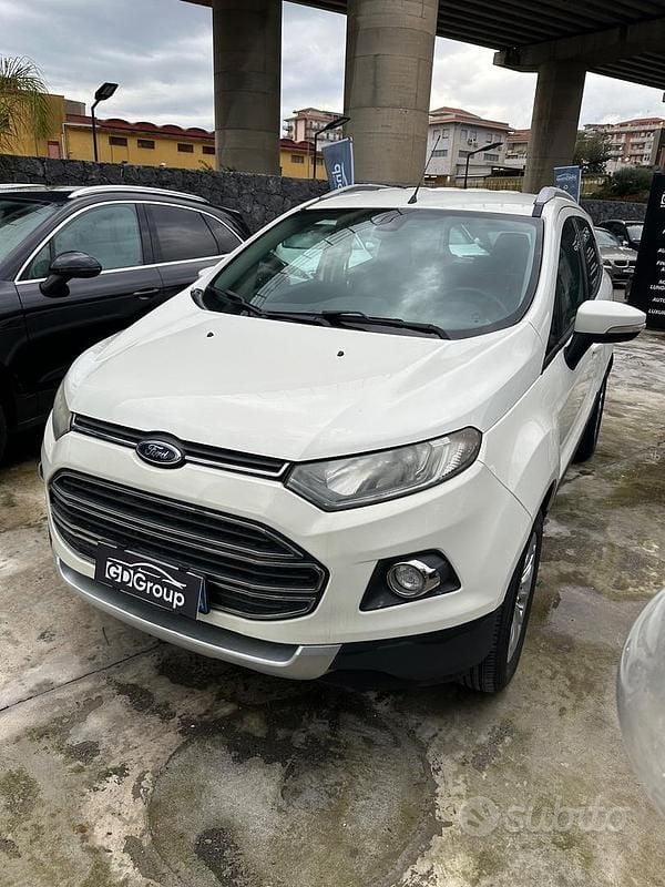 Usata Ford Ecosport Titanium 111 CV (81 kW) 2015 Bianco SUV
