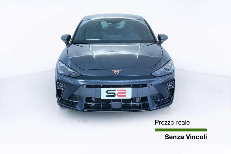 Usata Cupra Leon 150 CV (110 kW) 2025 Grigio Utilitaria