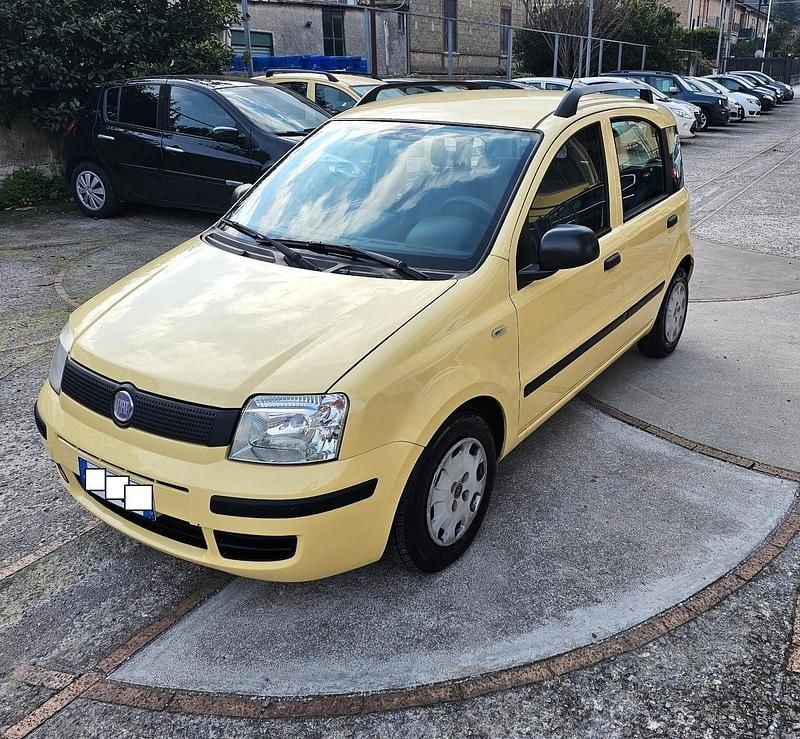Usata Fiat Panda 69 CV (50 kW) 2012 Giallo Berlina