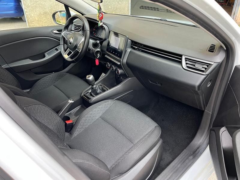 Usata Renault Clio V Business 100 CV (73 kW) 2021 Bianco Berlina