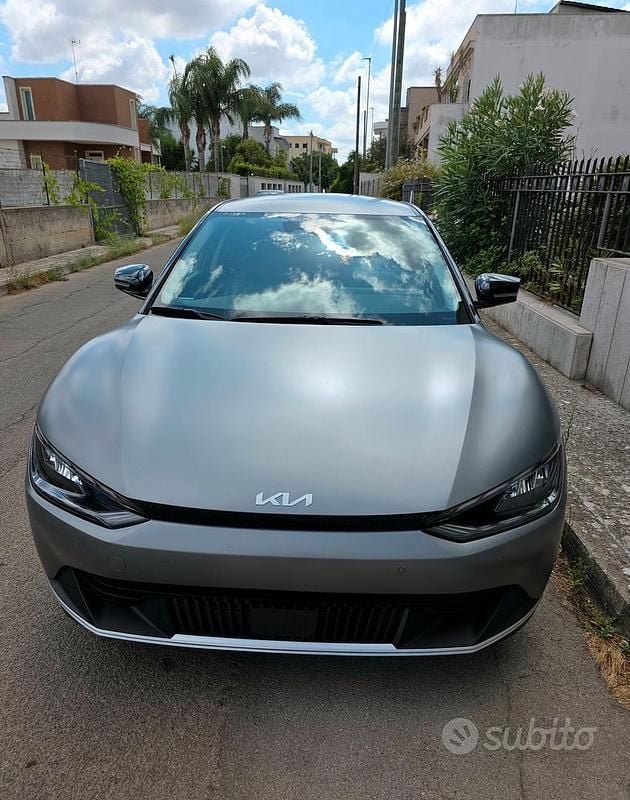 Grigio Usata 2022 Kia EV6 Air SUV | 28.500 € (Buon prezzo) - Immagine 1/4