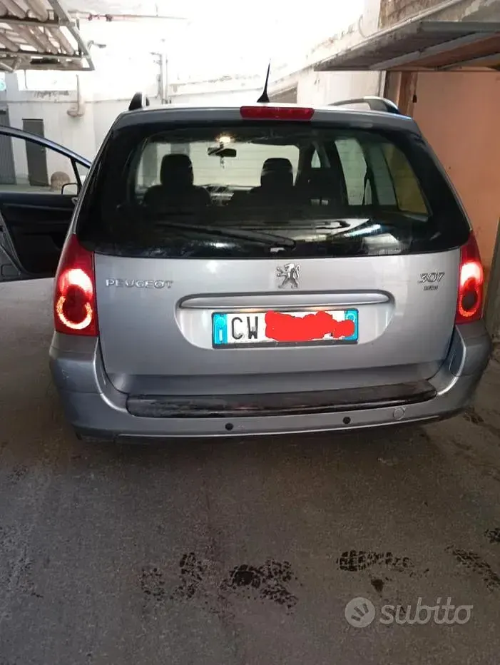 Usata Peugeot 307 90 CV (66 kW) 2005 Grigio Station wagon