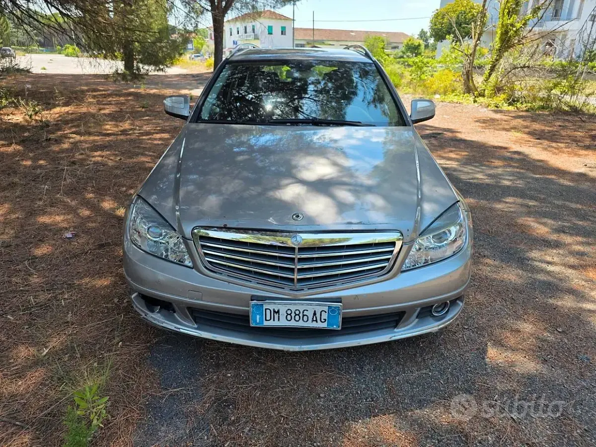 Usata Mercedes C220 170 CV (125 kW) 2008 Grigio Station wagon