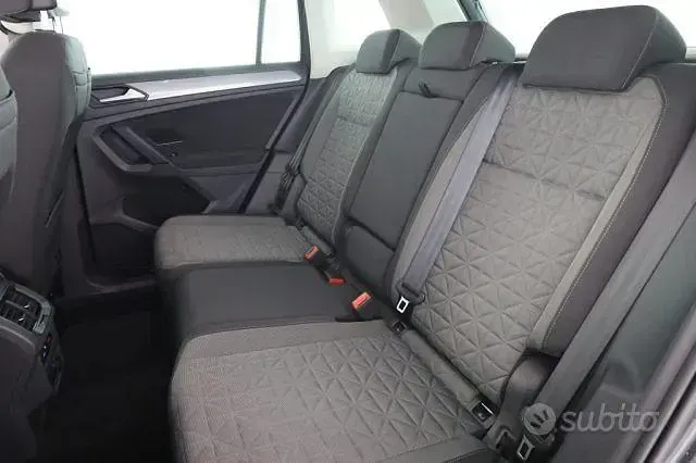 Usata VW Tiguan Life 150 CV (110 kW) 2021 Grigio SUV