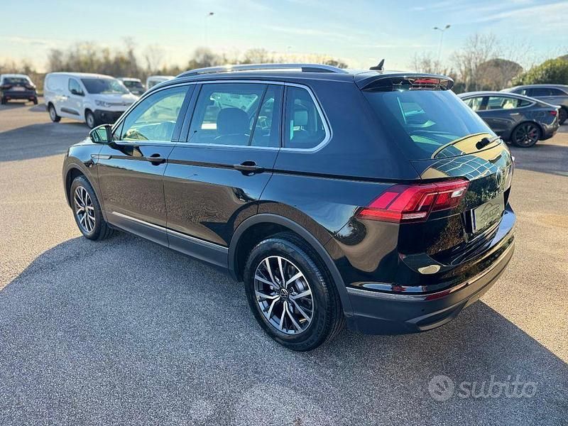 Usata VW Tiguan Life 150 CV (110 kW) 2021 Nero SUV