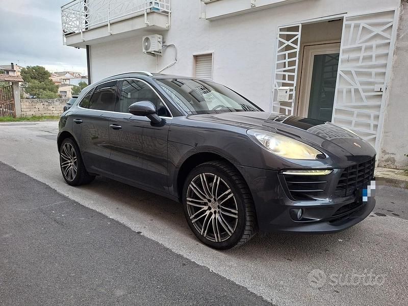Usata Porsche Macan 250 CV (183 kW) 2017 Grigio SUV