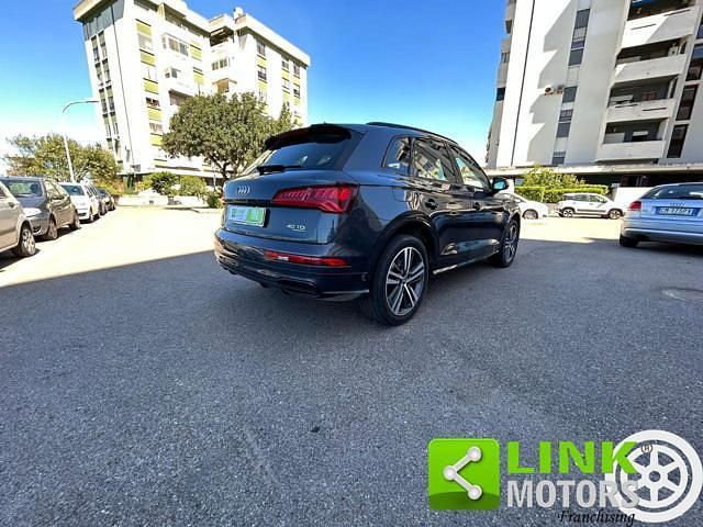 Usata Audi Q5 Ambiente 190 CV (139 kW) 2019 Grigio scuro SUV