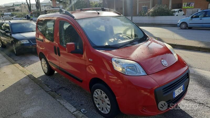 Usata Fiat Qubo Trekking 77 CV (56 kW) 2011 Rosso Monovolume