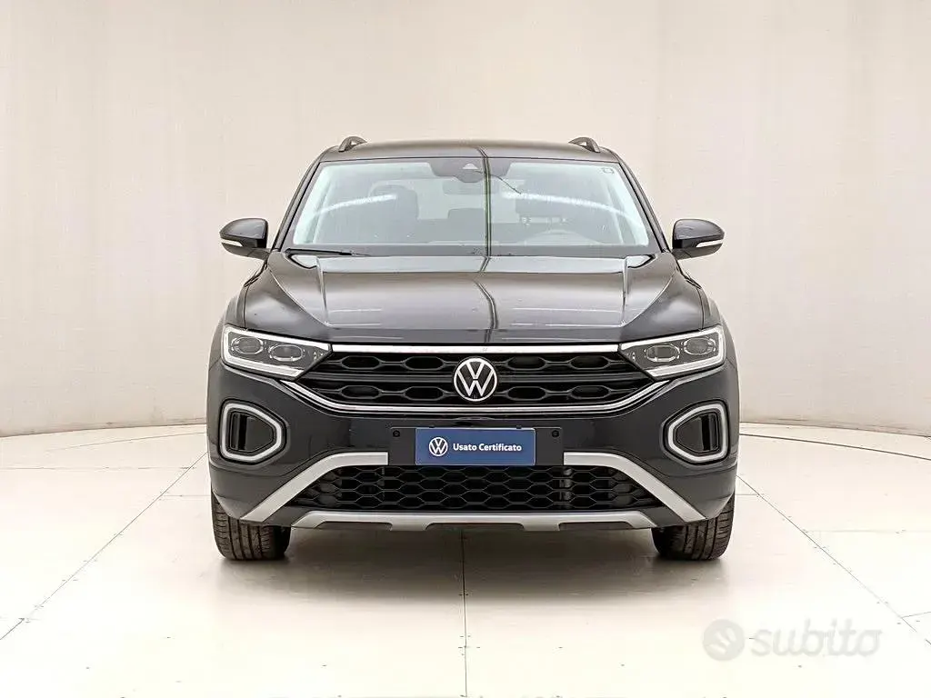 Usata VW T-Roc Edition 116 CV (85 kW) 2025 Nero SUV