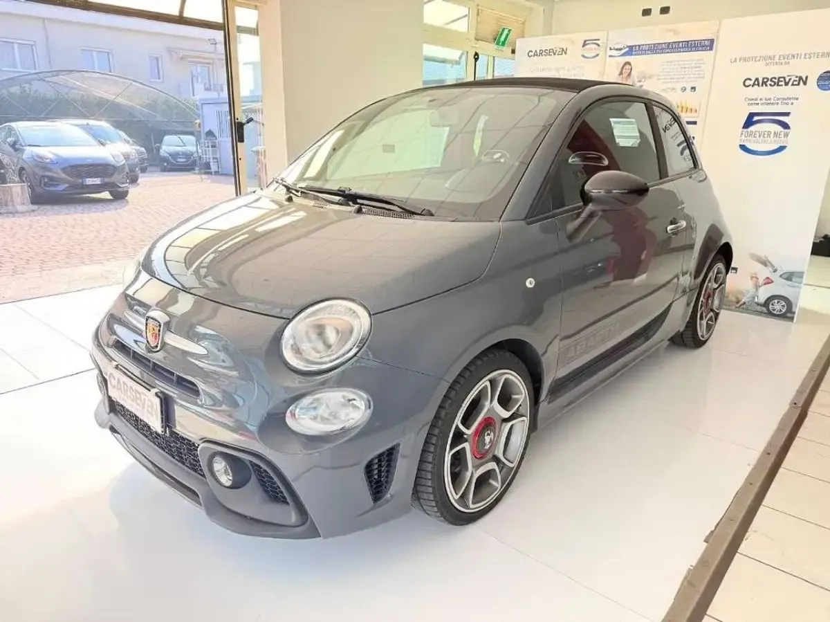 Usata Abarth 595C 145 CV (106 kW) 2019 Grigio Cabrio