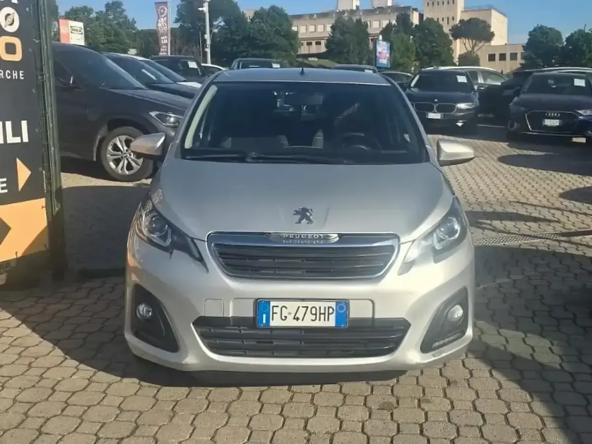 Begagnad Peugeot 108 Access 69 HK (50 kW) 2016 Silver Halvkombi