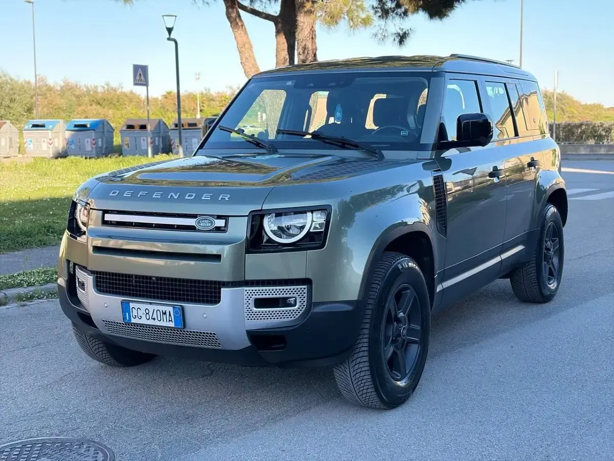 Occasion Land Rover Defender Dynamic 248 ch (182 kW) 2022 Marron SUV