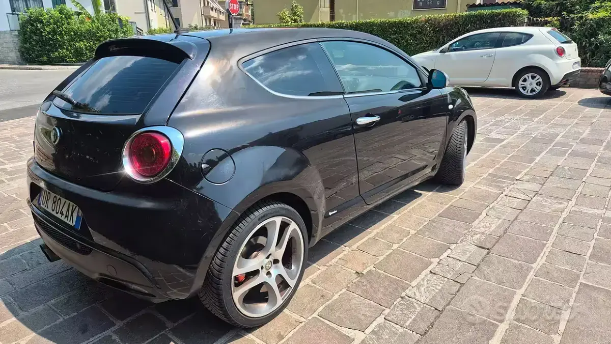 Usata Alfa Romeo MiTo Distinctive 155 CV (114 kW) 2008 Nero Utilitaria