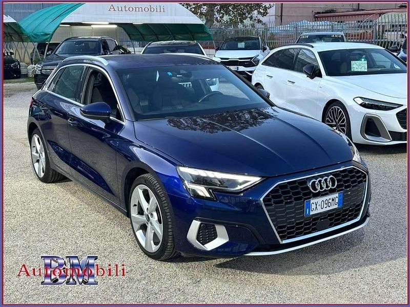 Blu Usata 2023 Audi A3 Sportback Advanced Due volumi | 28.950 € (Buon prezzo) - Immagine 1/4