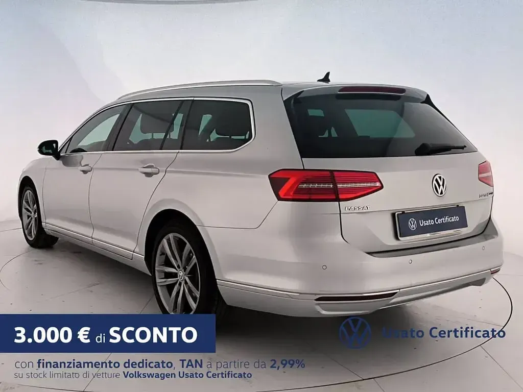 Usata VW Passat Highline 150 CV (110 kW) 2017 Argento riflesso met Station wagon
