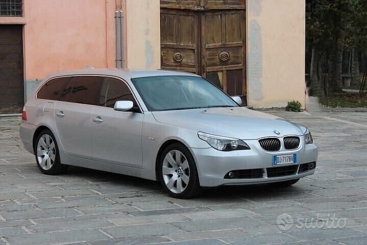 Grigio Usata 2007 BMW 530 Efficient Dynamics Station wagon | 9900 € (Molto cara) - Immagine 1/4
