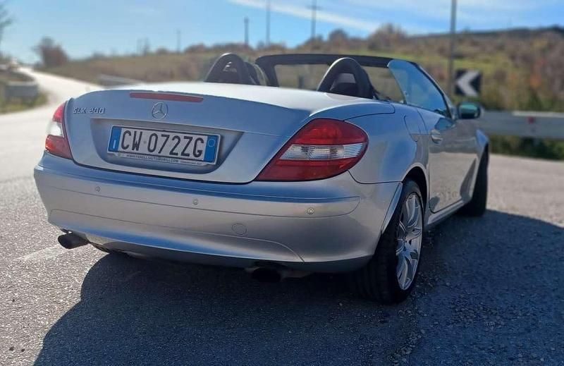 Usata Mercedes SLK200 163 CV (119 kW) 2005 Argento Cabrio