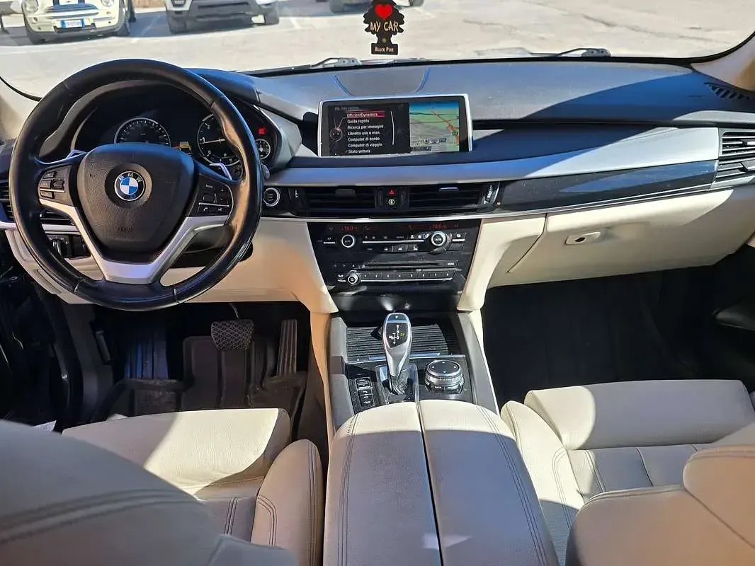 Usata BMW X5 Luxury Line 231 CV (169 kW) 2015 Nero SUV