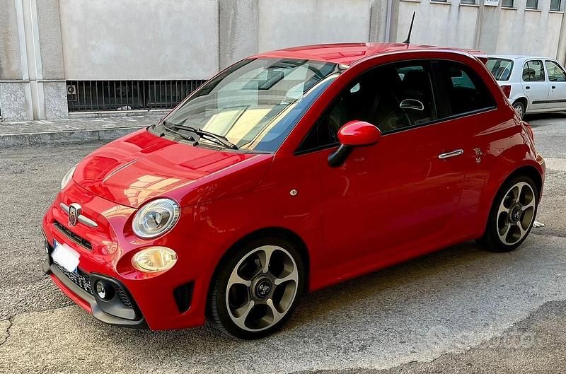 Usata Abarth 595 145 CV (106 kW) 2018 Rosso Berlina