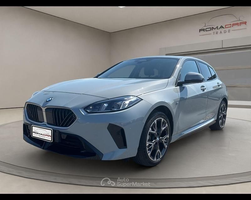 Usata BMW 120 M Sport 156 CV (114 kW) 2025 Gray Utilitaria