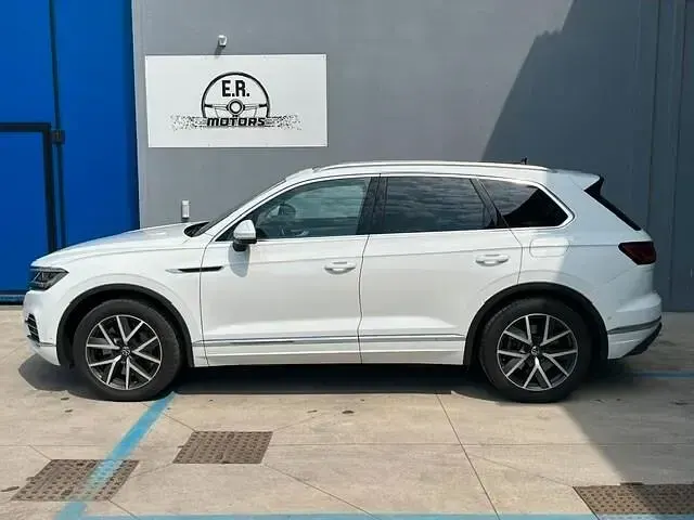 Usata VW Touareg Elegance 340 CV (250 kW) 2021 Bianco SUV