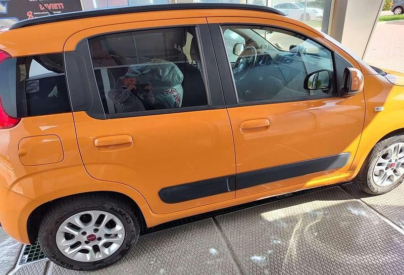 Usata Fiat Panda Lounge 95 CV (69 kW) 2016 Arancione Utilitaria