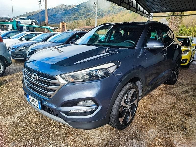 Grigio Usata 2017 Hyundai Tucson Xpossible SUV | 10.800 € (Ottimo prezzo) - Immagine 1/4