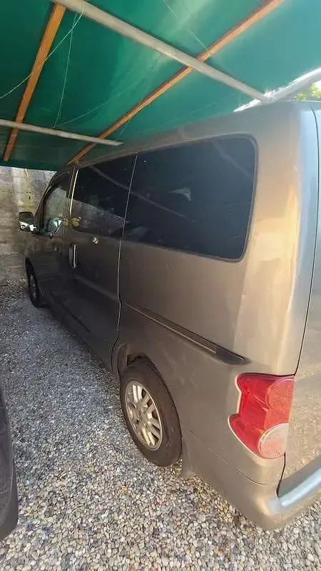 Usata Nissan Evalia Acenta 90 CV (66 kW) 2011 Grigio Monovolume