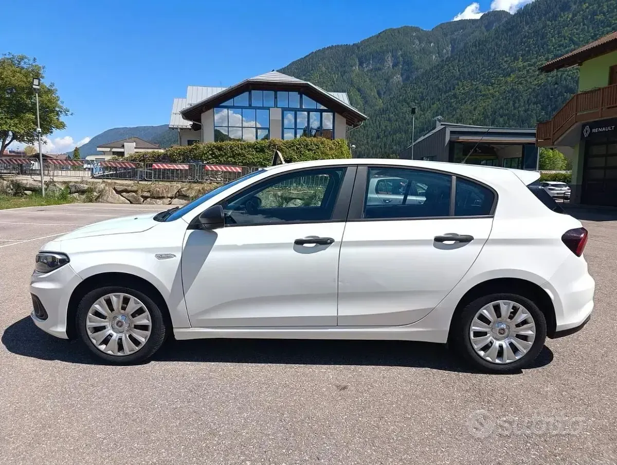 Usata Fiat Tipo Pop 120 CV (88 kW) 2018 Bianco Berlina