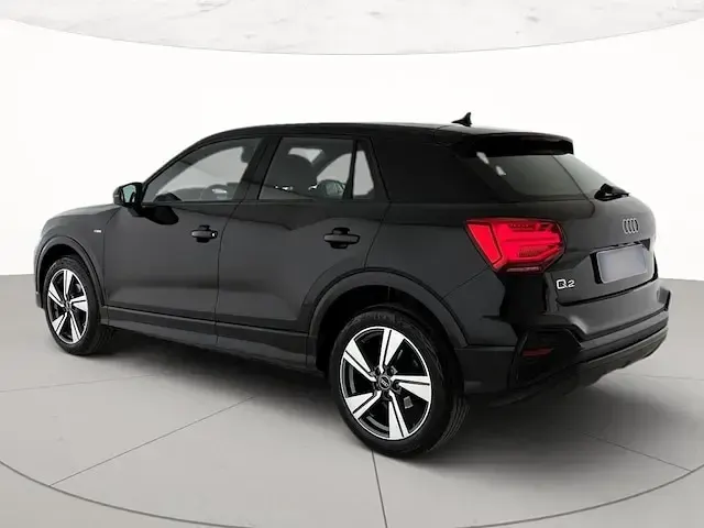 Usata Audi Q2 S-Line 116 CV (85 kW) 2024 Nero mito metallizzato SUV