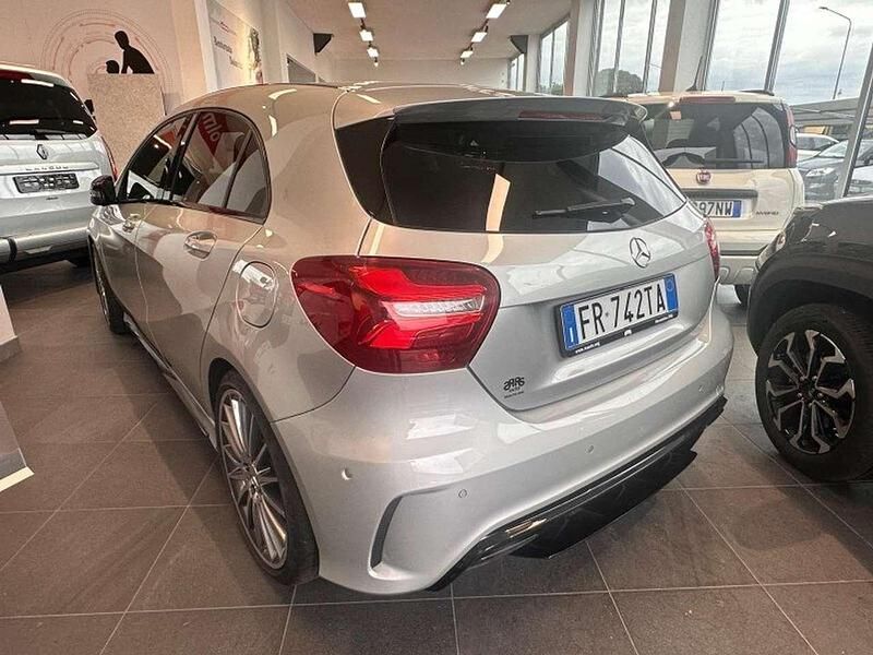 Usata Mercedes A45 AMG AMG 381 CV (280 kW) 2018 Grigio Berlina