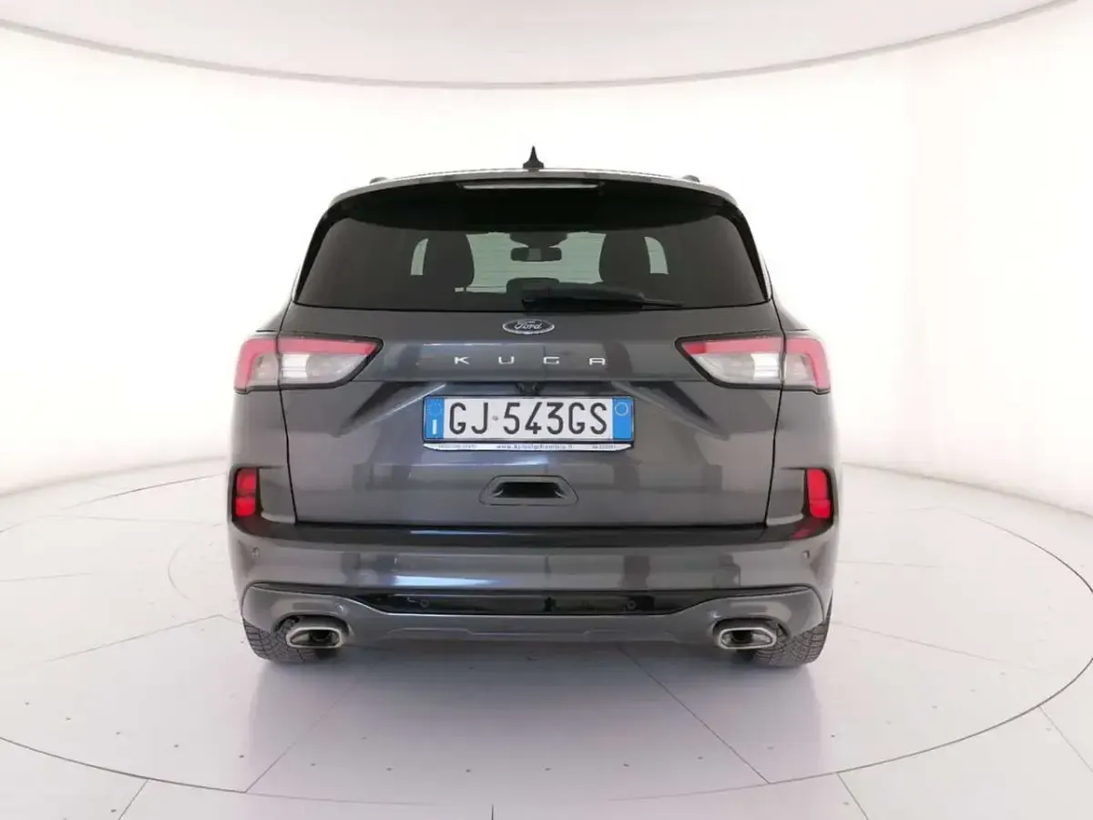 Usata Ford Kuga ST-Line 120 CV (88 kW) 2022 Grigio SUV