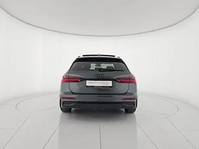 Usata Audi A6 S-Line 367 CV (269 kW) 2025 Grigio Station wagon