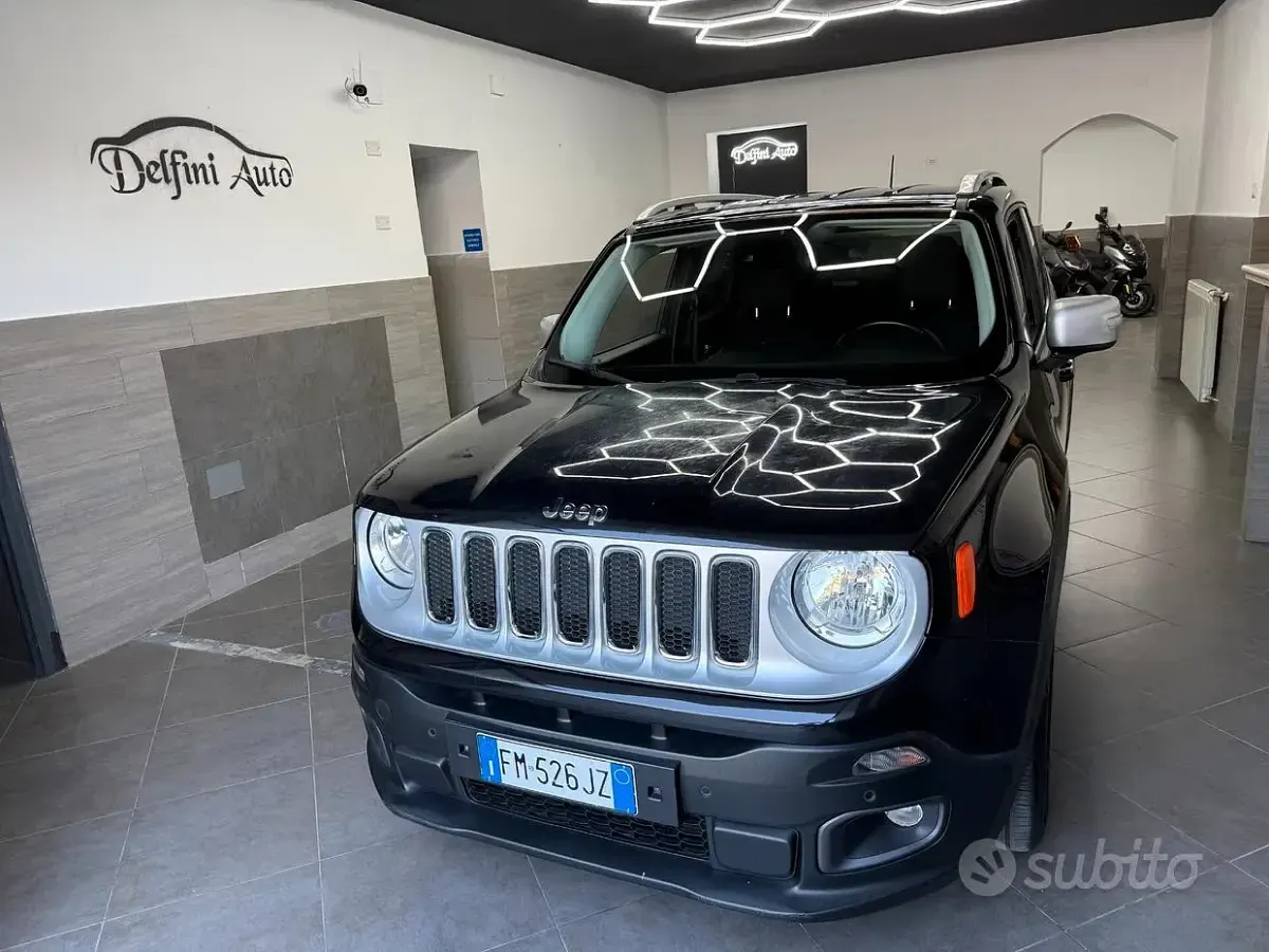 Usata Jeep Renegade Limited 140 CV (102 kW) 2017 Nero SUV