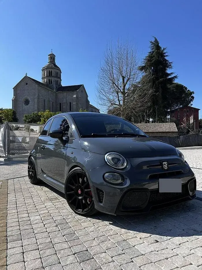Usata Abarth 595 145 CV (106 kW) 2018 Grigio Berlina