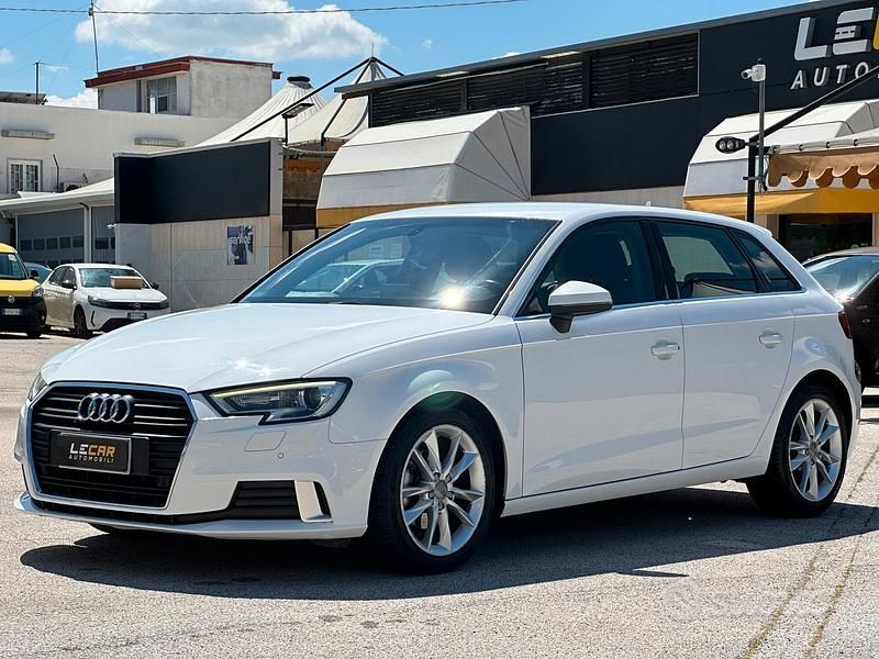 Usata Audi A3 Design 110 CV (80 kW) 2016 Bianco Berlina