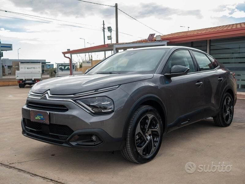 Usata Citroën e-C4 100 kW (136 CV) 2024 Grigio SUV