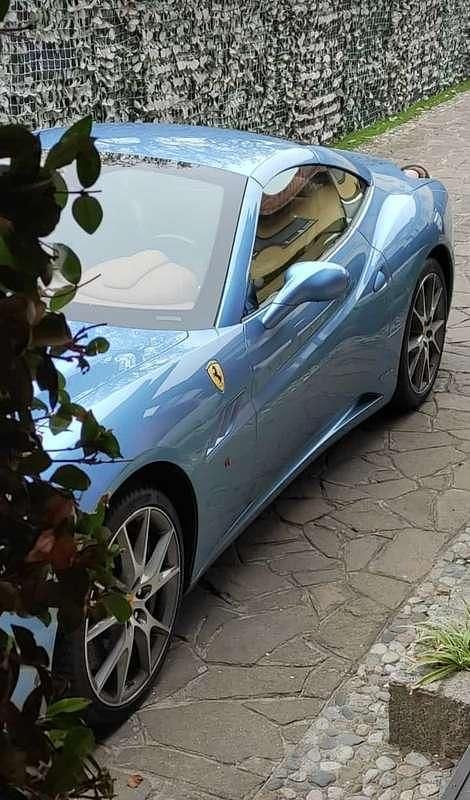 Usata Ferrari California 460 CV (338 kW) 2011 Cabrio