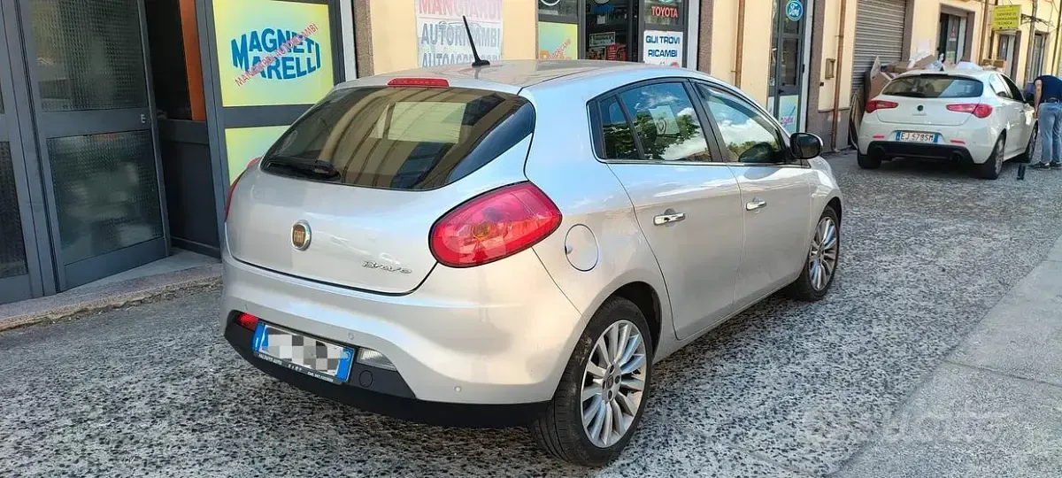 Usata Fiat Bravo 120 CV (88 kW) 2010 Grigio Utilitaria