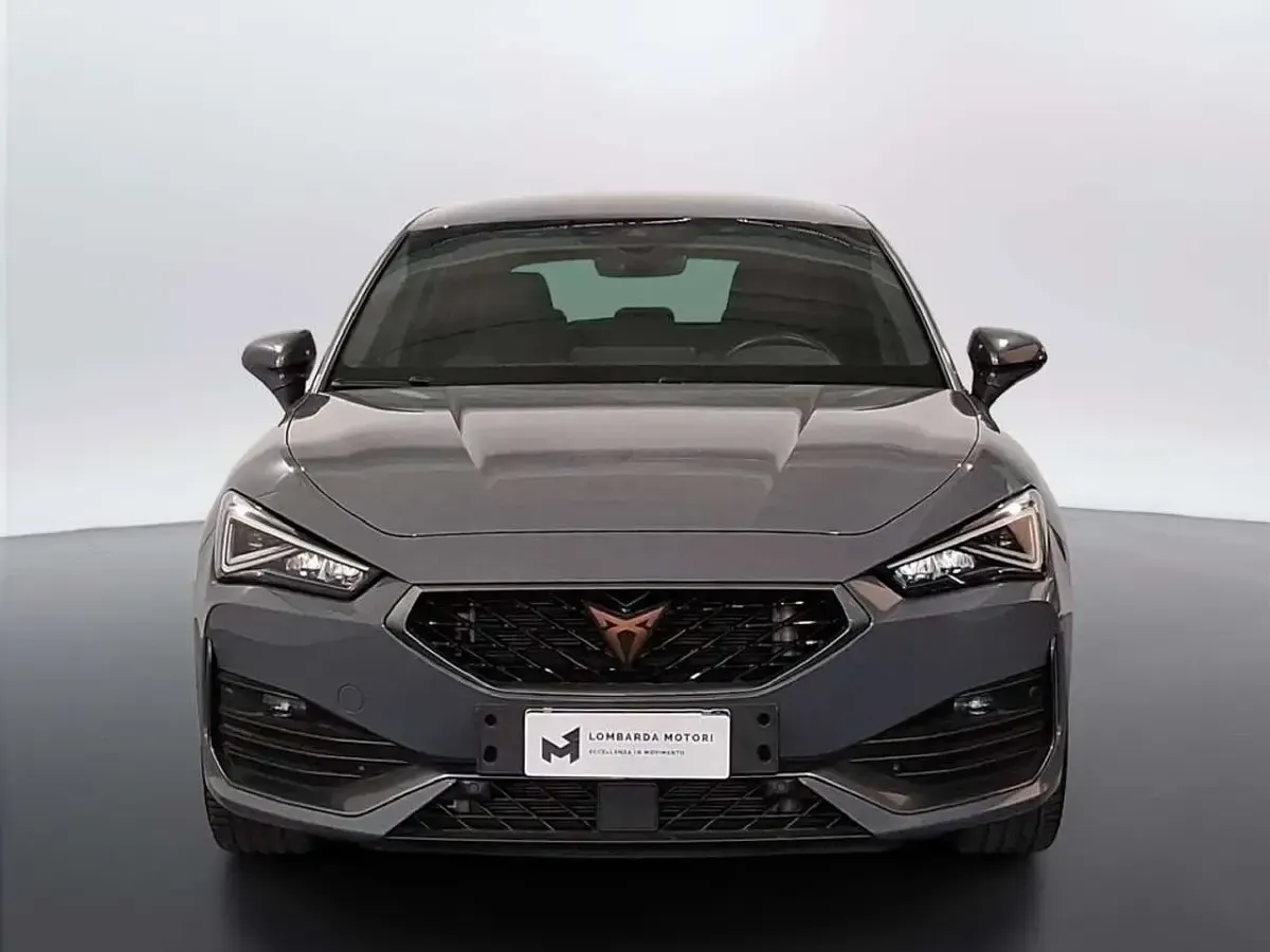 Usata Cupra Leon 150 CV (110 kW) 2023 Grigio graphene Berlina