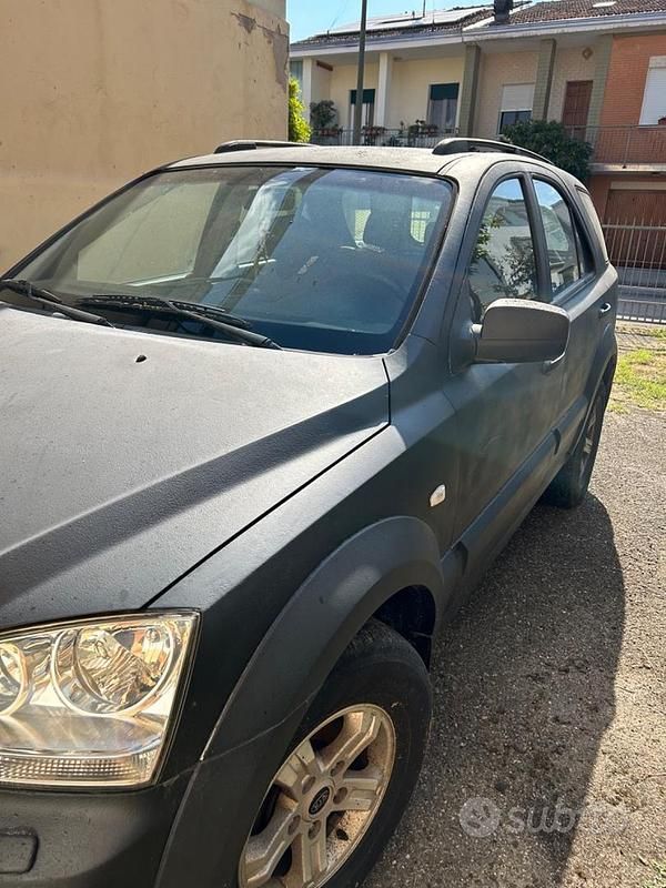 Usata Kia Sorento EX 140 CV (102 kW) 2004 Nero SUV