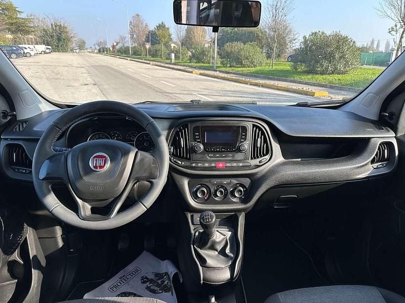 Usata Fiat Doblò 95 CV (69 kW) 2019 Bianco Monovolume
