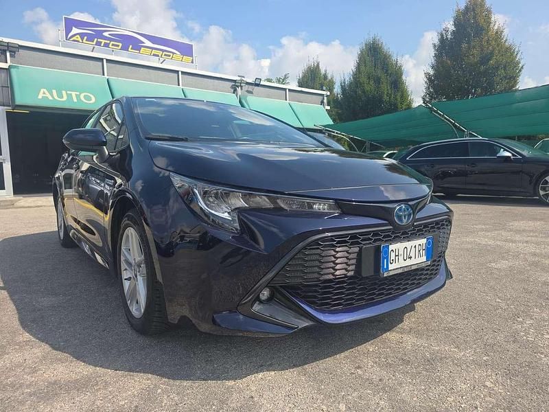 Usata Toyota Corolla Style 122 CV (89 kW) 2022 Blu/azzurro Berlina