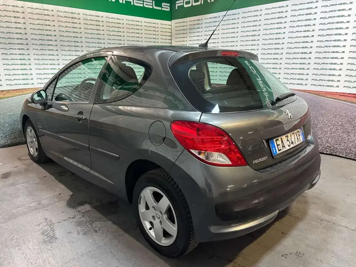 Brugt Peugeot 207 95 HK (69 kW) 2010 Grå Sedan
