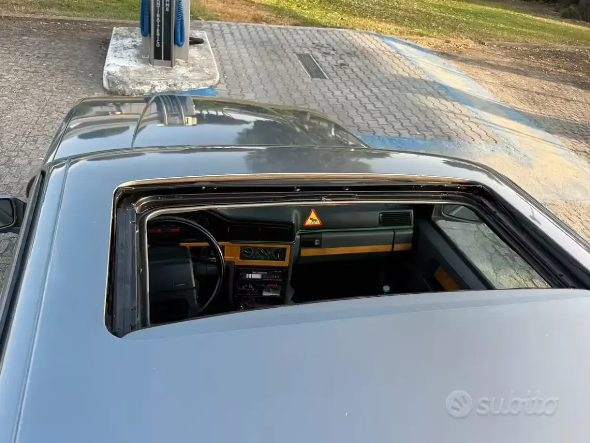 Usata Volvo 960 190 CV (139 kW) 1990 Grigio Berlina
