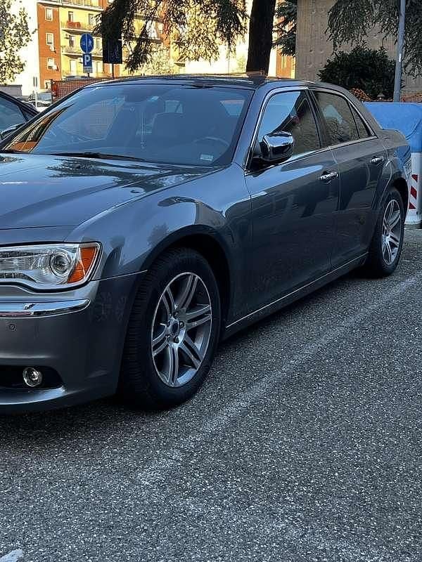 Usata Lancia Thema 239 CV (175 kW) 2011 Berlina