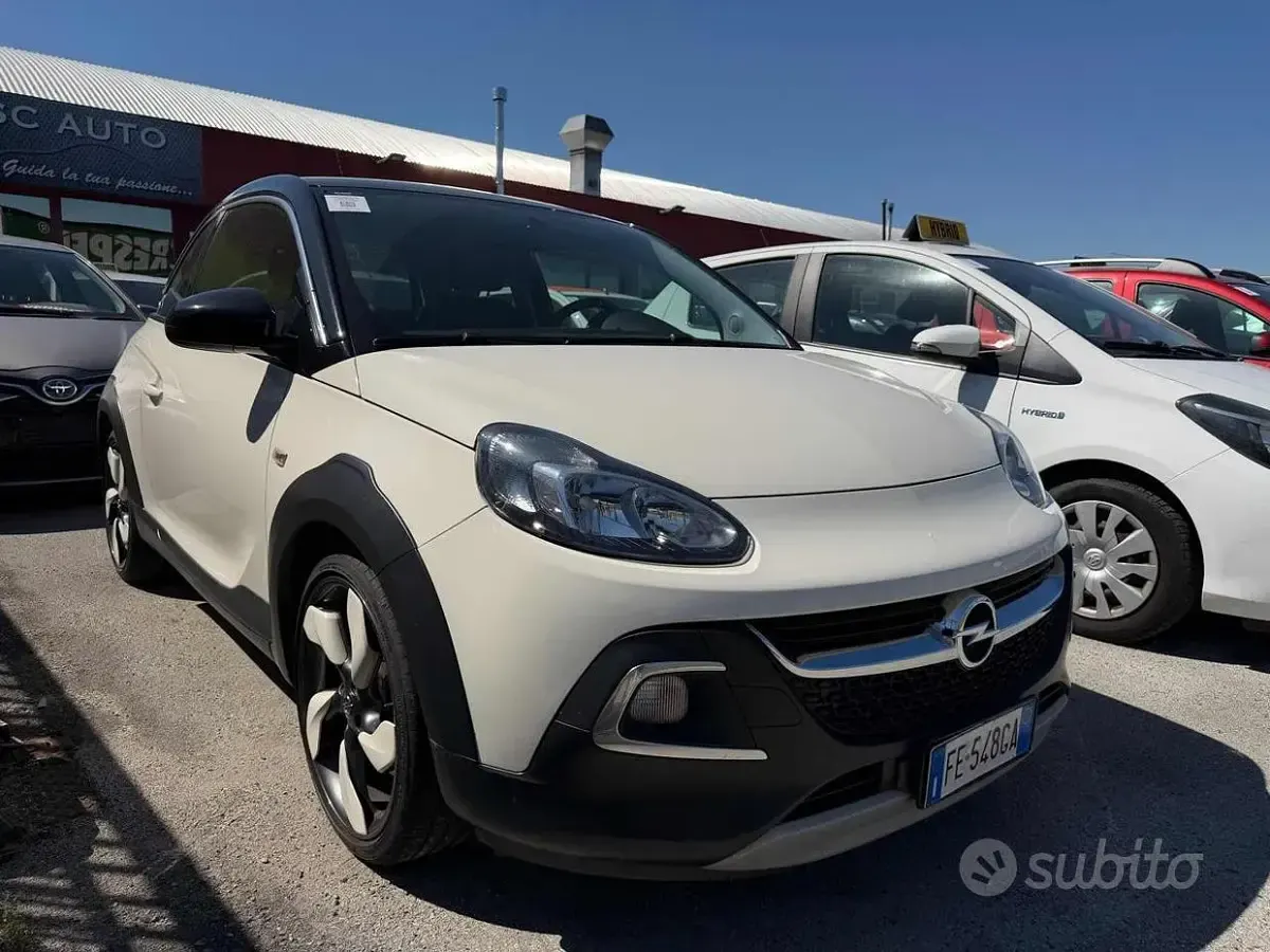 Occasion Opel Adam Rocks Rocks 87 PK (63 kW) 2016 Wit Hatchback