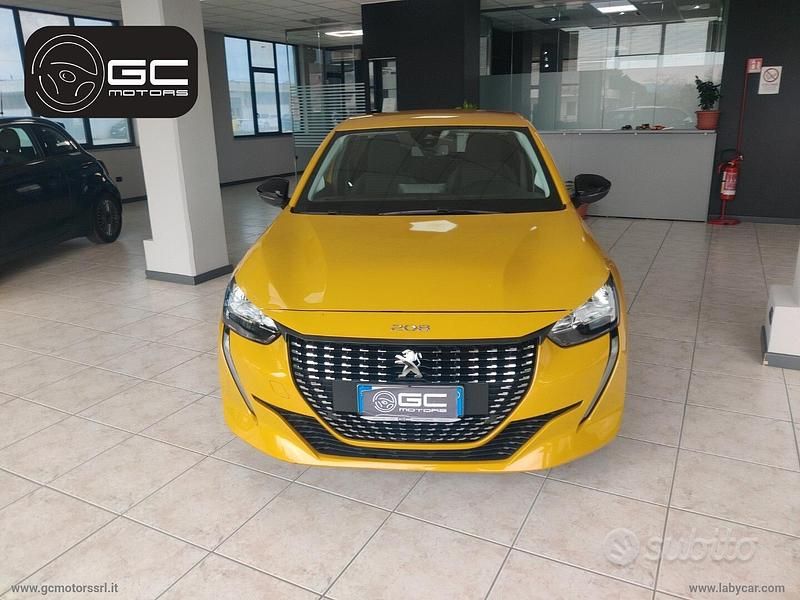 Usata Peugeot 208 Active 74 CV (54 kW) 2023 Giallo Utilitaria
